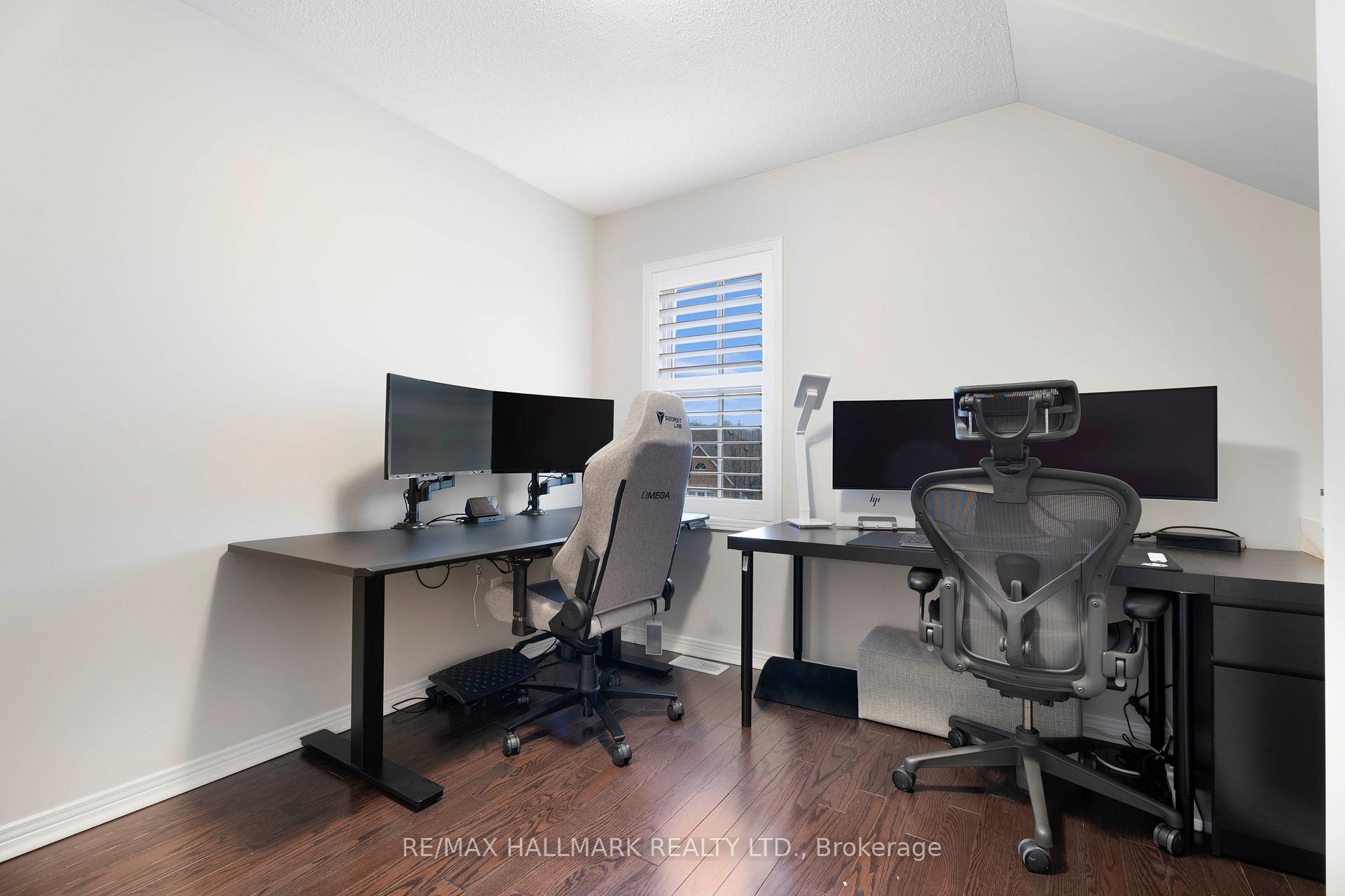 Photo 33 of 43 Walter Scott Crescent, Markham, Victoria Square — HOMEH