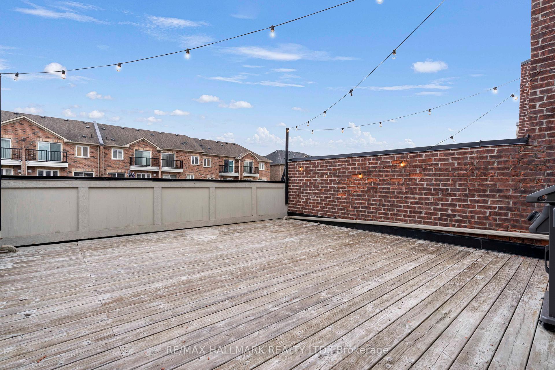 Photo 37 of 43 Walter Scott Crescent, Markham, Victoria Square — HOMEH
