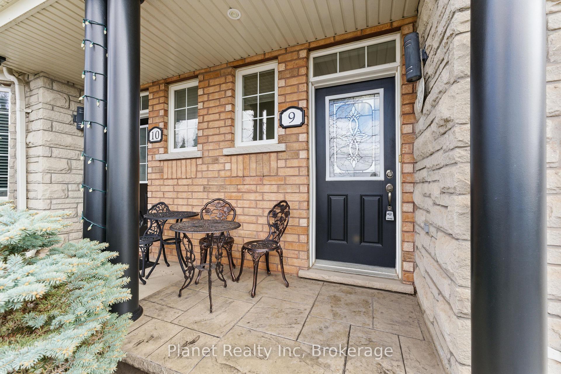 Photo 5 of Unit 9, 651 Farmstead Drive, Milton, Willmott — HOMEH