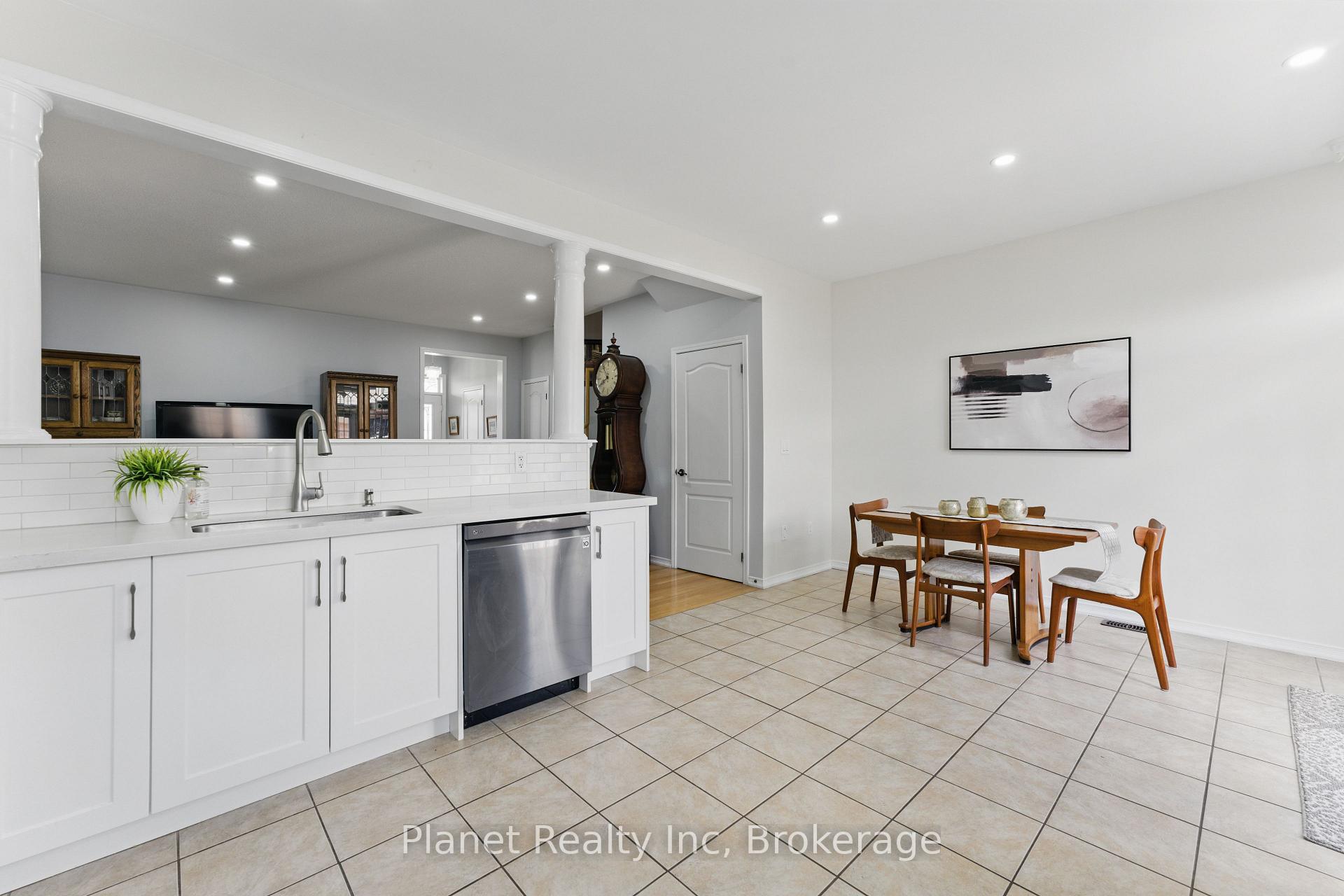 Photo 12 of Unit 9, 651 Farmstead Drive, Milton, Willmott — HOMEH