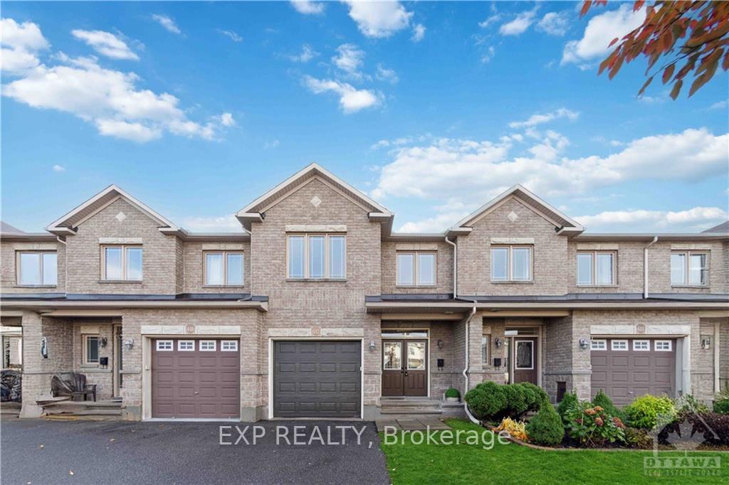 Photo 1 of 642 Pepperville Crescent, Ottawa, Kanata - Emerald Meadows/Trailwest — HOMEH