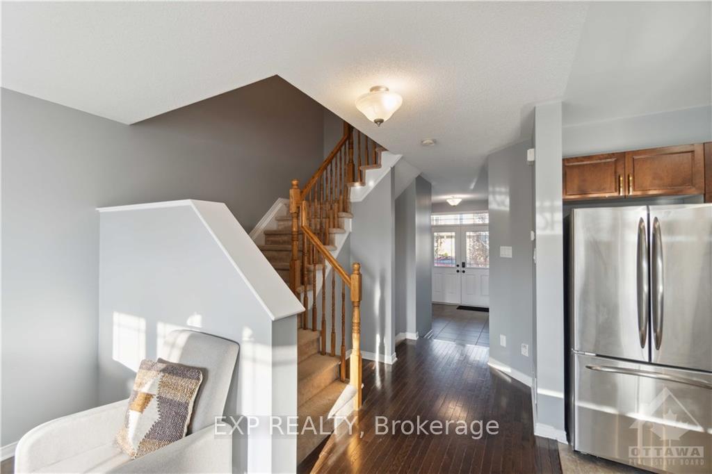 Photo 12 of 642 Pepperville Crescent, Ottawa, Kanata - Emerald Meadows/Trailwest — HOMEH