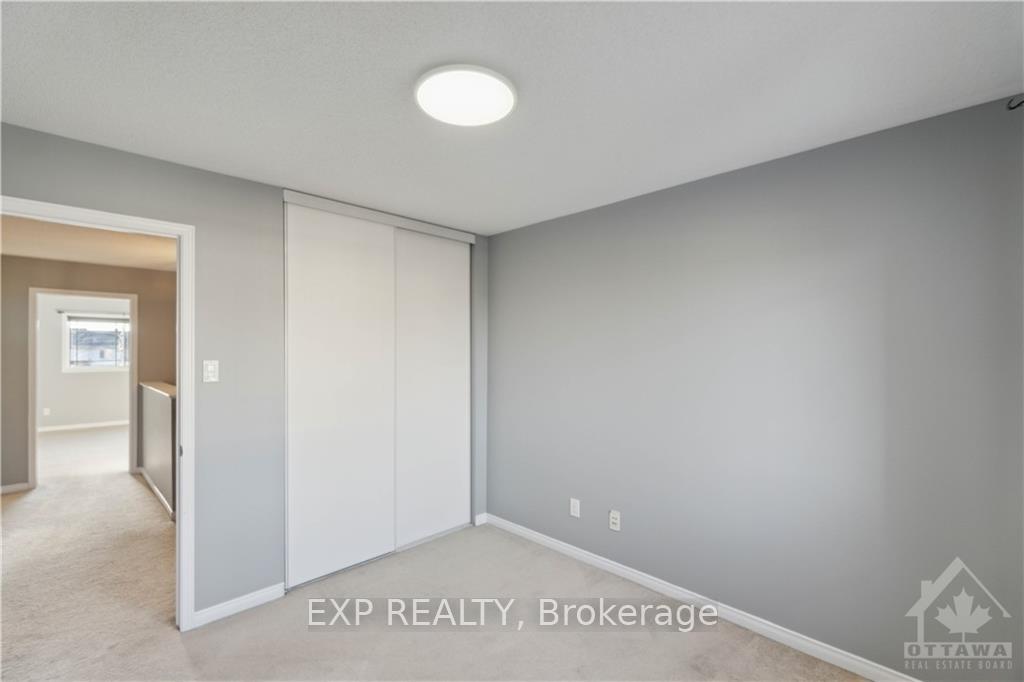Photo 21 of 642 Pepperville Crescent, Ottawa, Kanata - Emerald Meadows/Trailwest — HOMEH