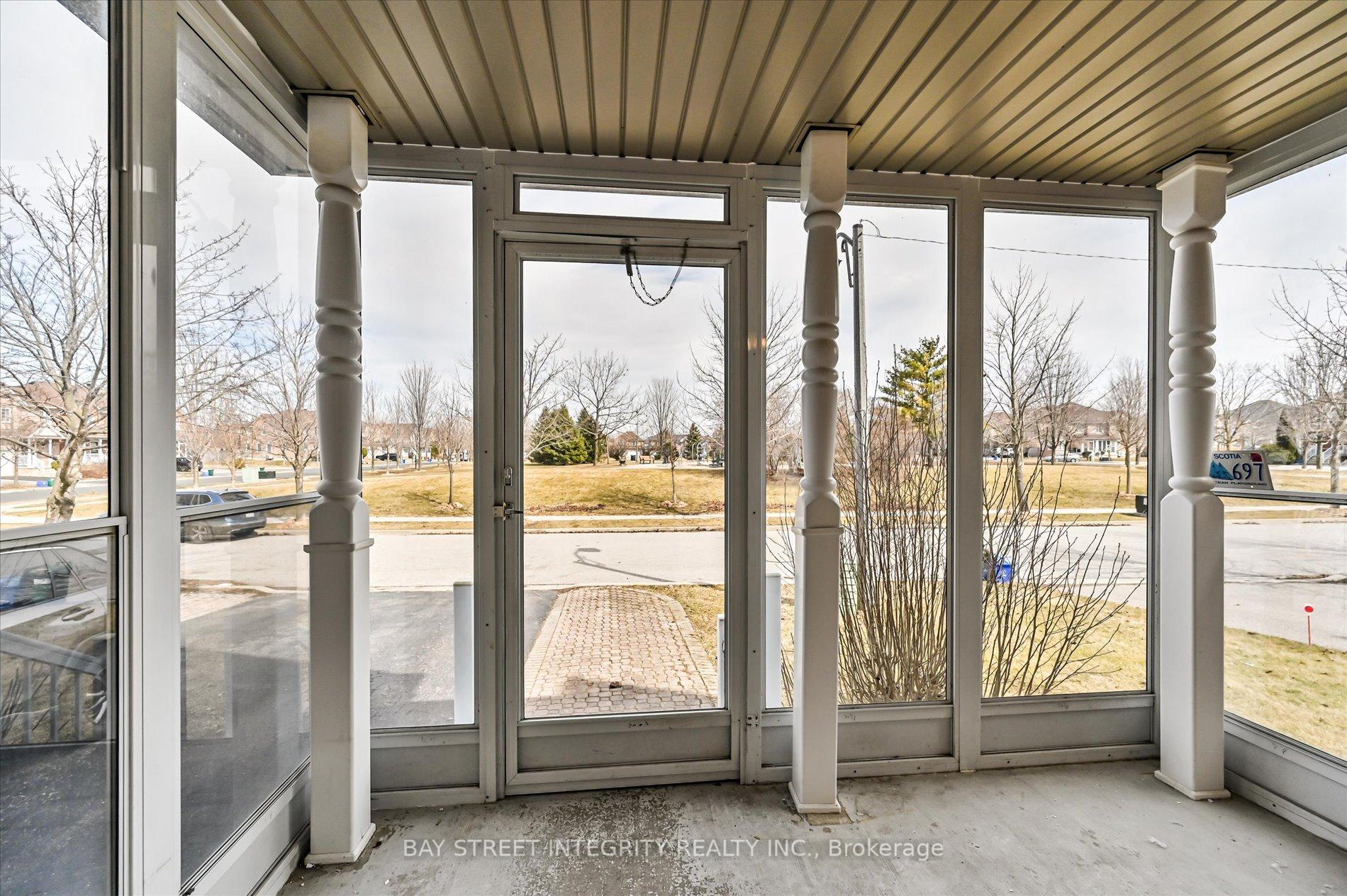 Photo 4 of 14 Attilio Street, Markham, Village Green-South Unionville — HOMEH