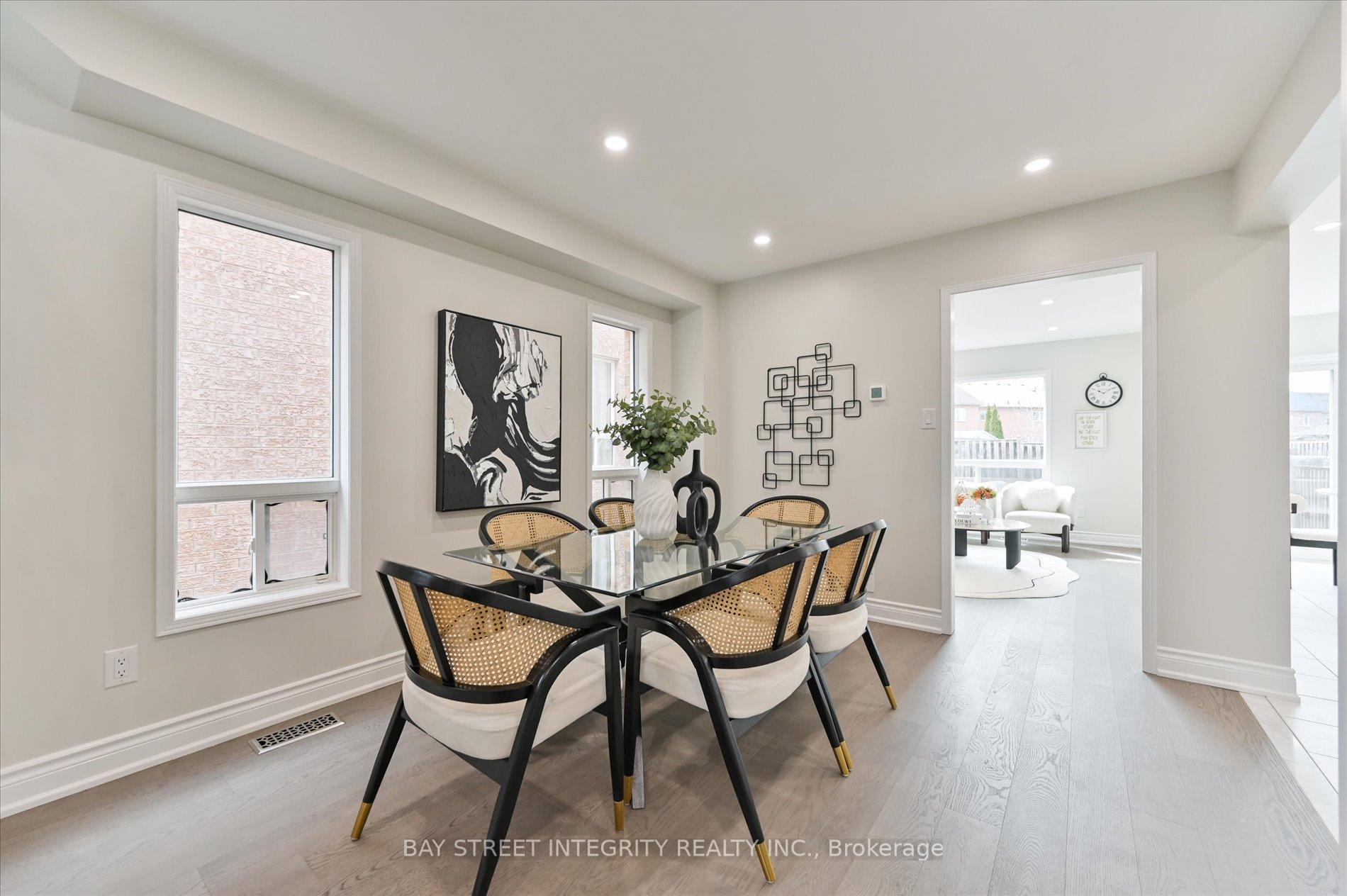 Photo 8 of 14 Attilio Street, Markham, Village Green-South Unionville — HOMEH