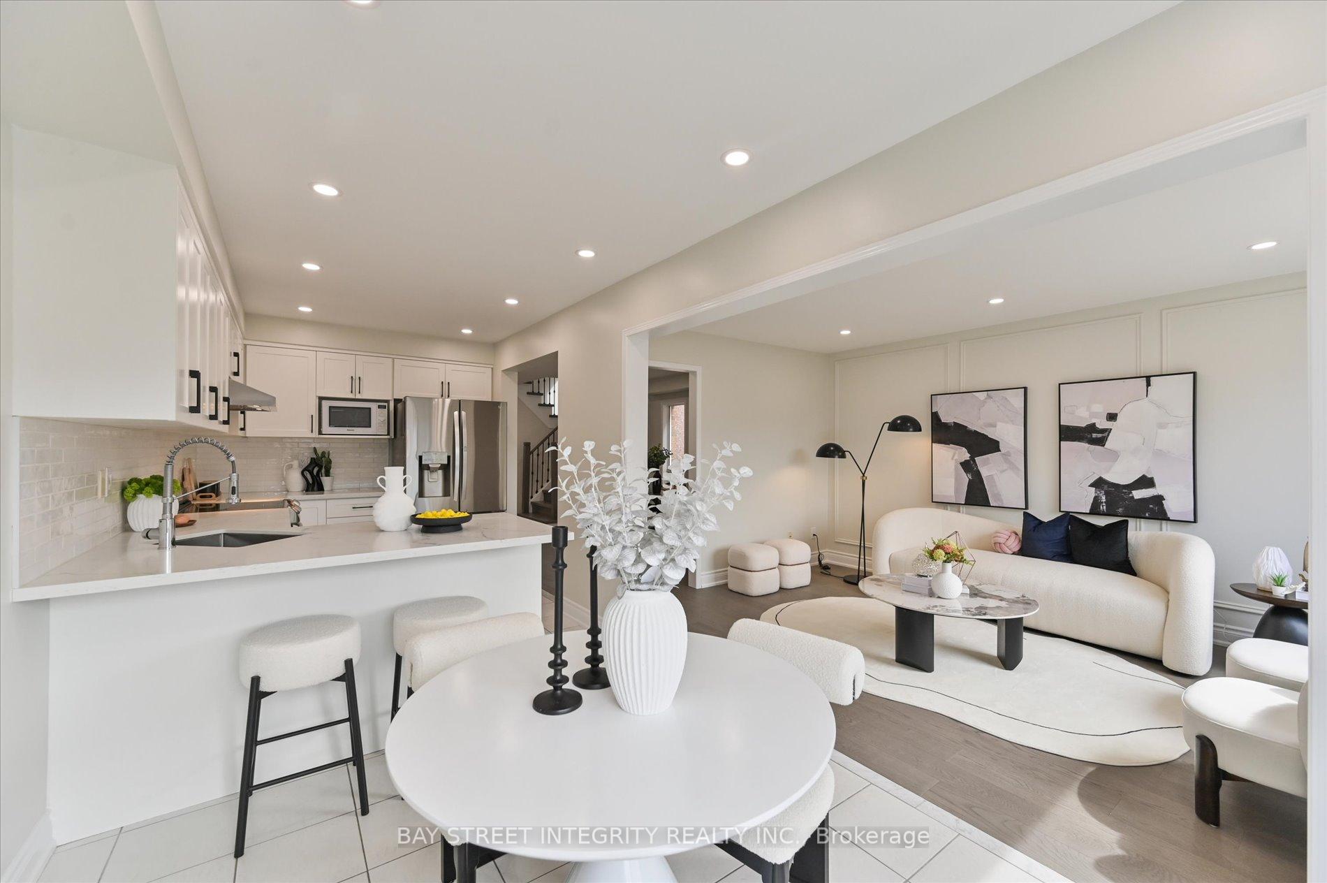 Photo 15 of 14 Attilio Street, Markham, Village Green-South Unionville — HOMEH