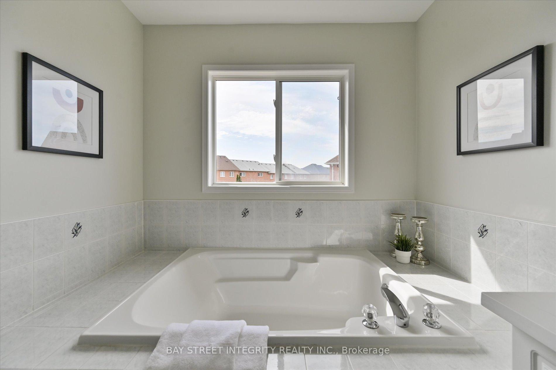 Photo 29 of 14 Attilio Street, Markham, Village Green-South Unionville — HOMEH