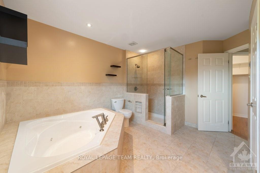 Photo 7 of 29 Acklam Terrace, Ottawa, Kanata - Morgan's Grant/South March — HOMEH