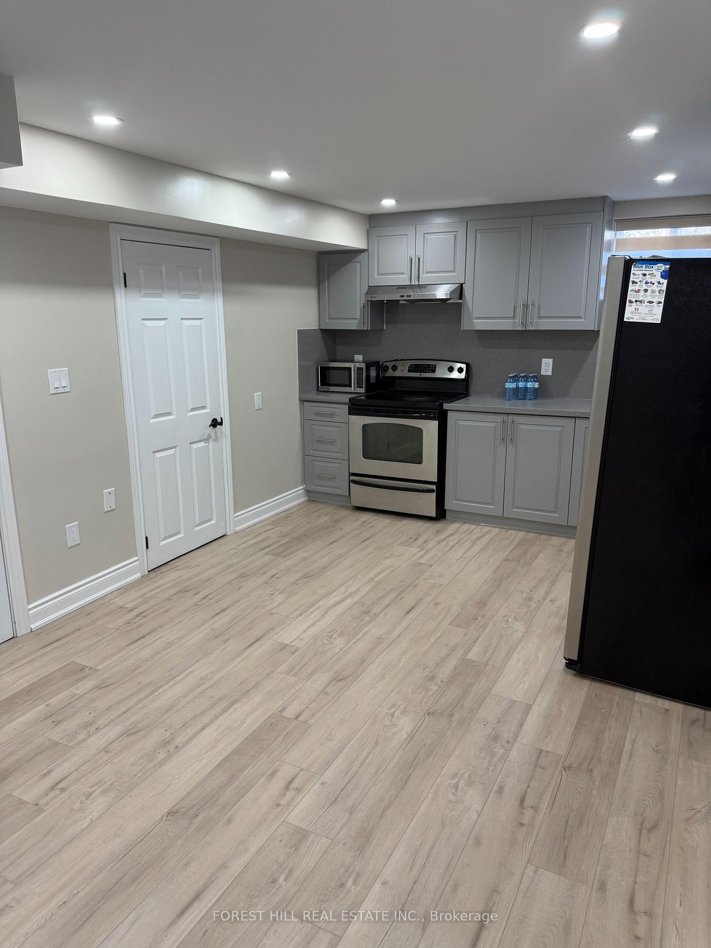 Photo 5 of 995 Dice Way, Milton, Willmott — HOMEH