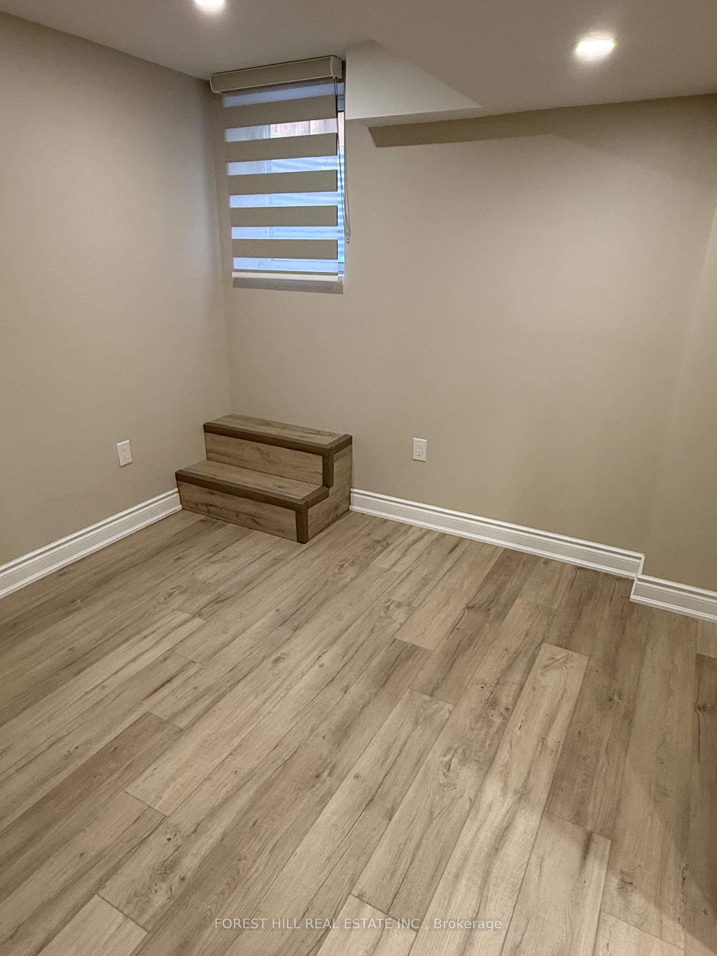 Photo 3 of 995 Dice Way, Milton, Willmott — HOMEH