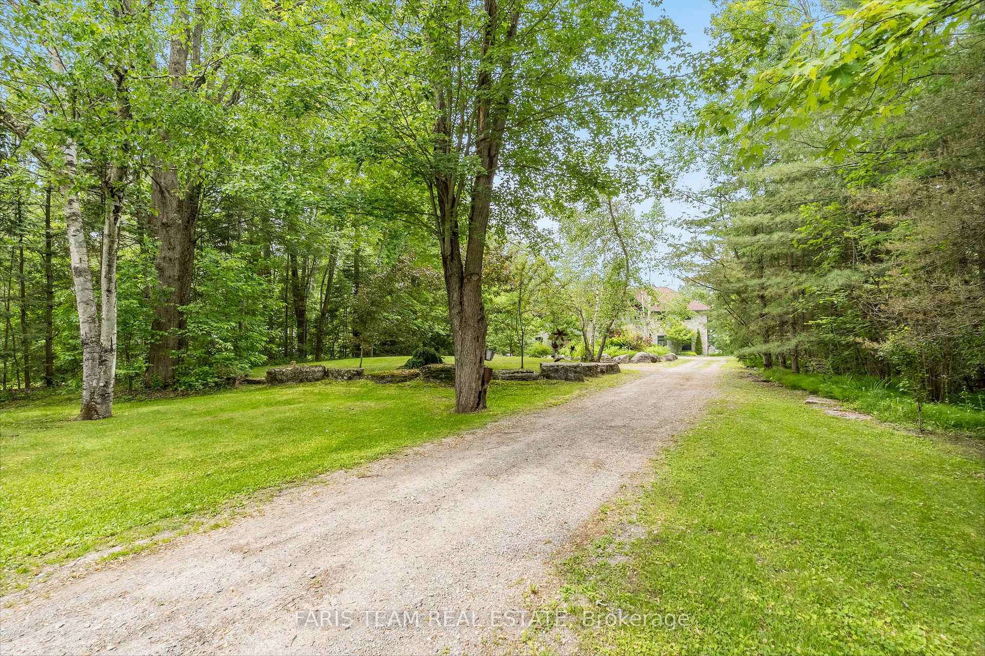 Photo 5 of 241 Monck Road, Kawartha Lakes, Dalton — HOMEH