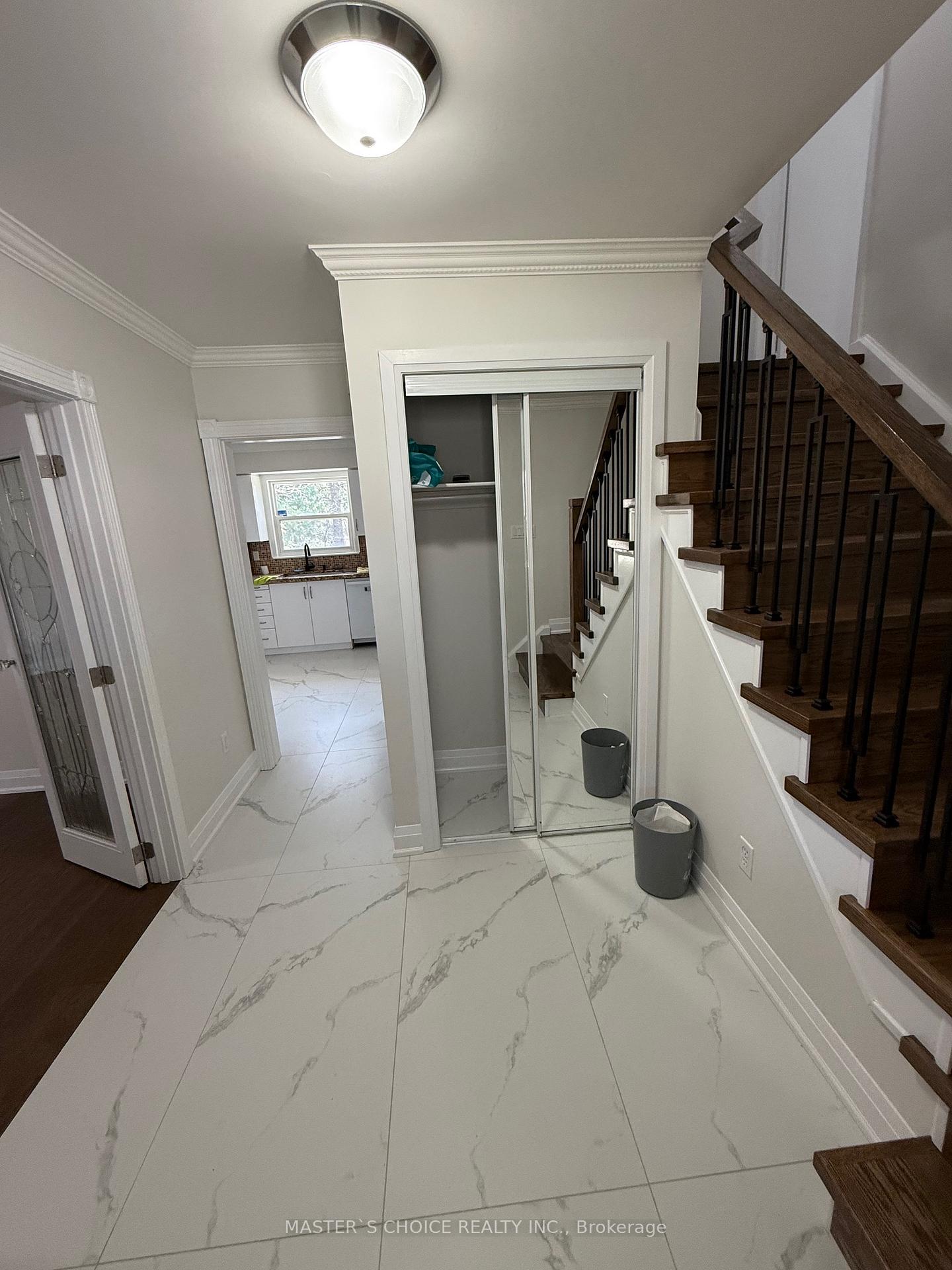 Photo 2 of 43 Wild Cherry Lane, Markham, Royal Orchard — HOMEH