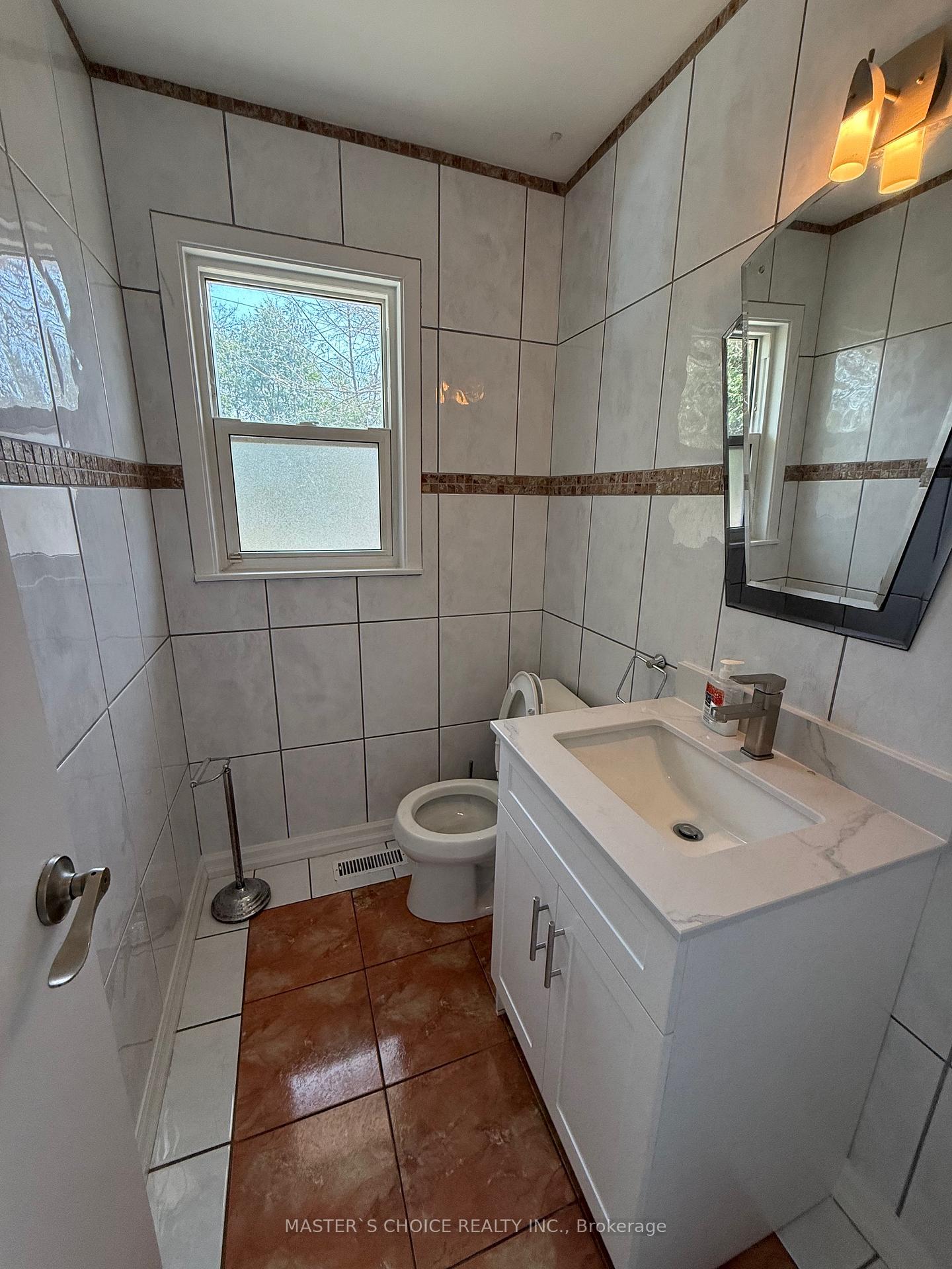 Photo 6 of 43 Wild Cherry Lane, Markham, Royal Orchard — HOMEH