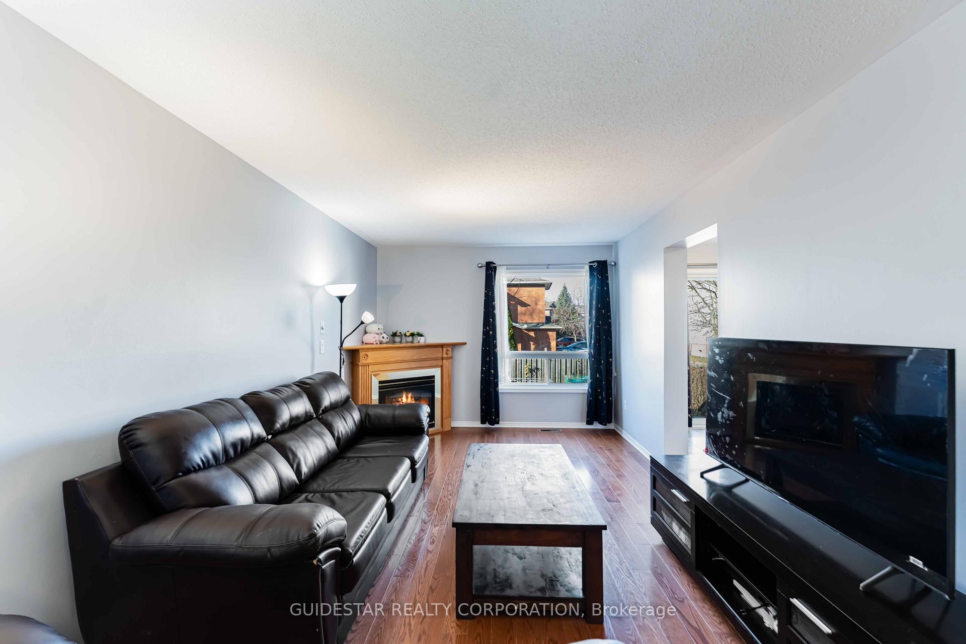 Photo 10 of 21 Shirley's Brook Drive, Ottawa, Kanata - Morgan's Grant/South March — HOMEH