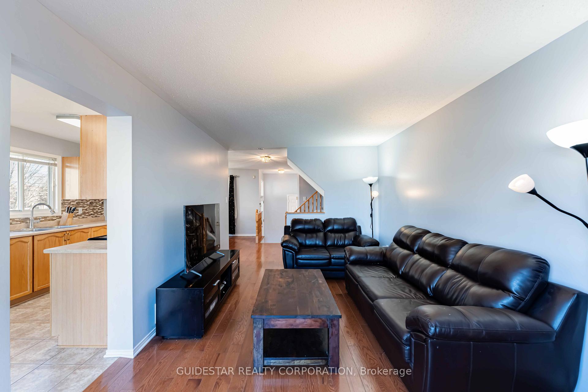 Photo 13 of 21 Shirley's Brook Drive, Ottawa, Kanata - Morgan's Grant/South March — HOMEH