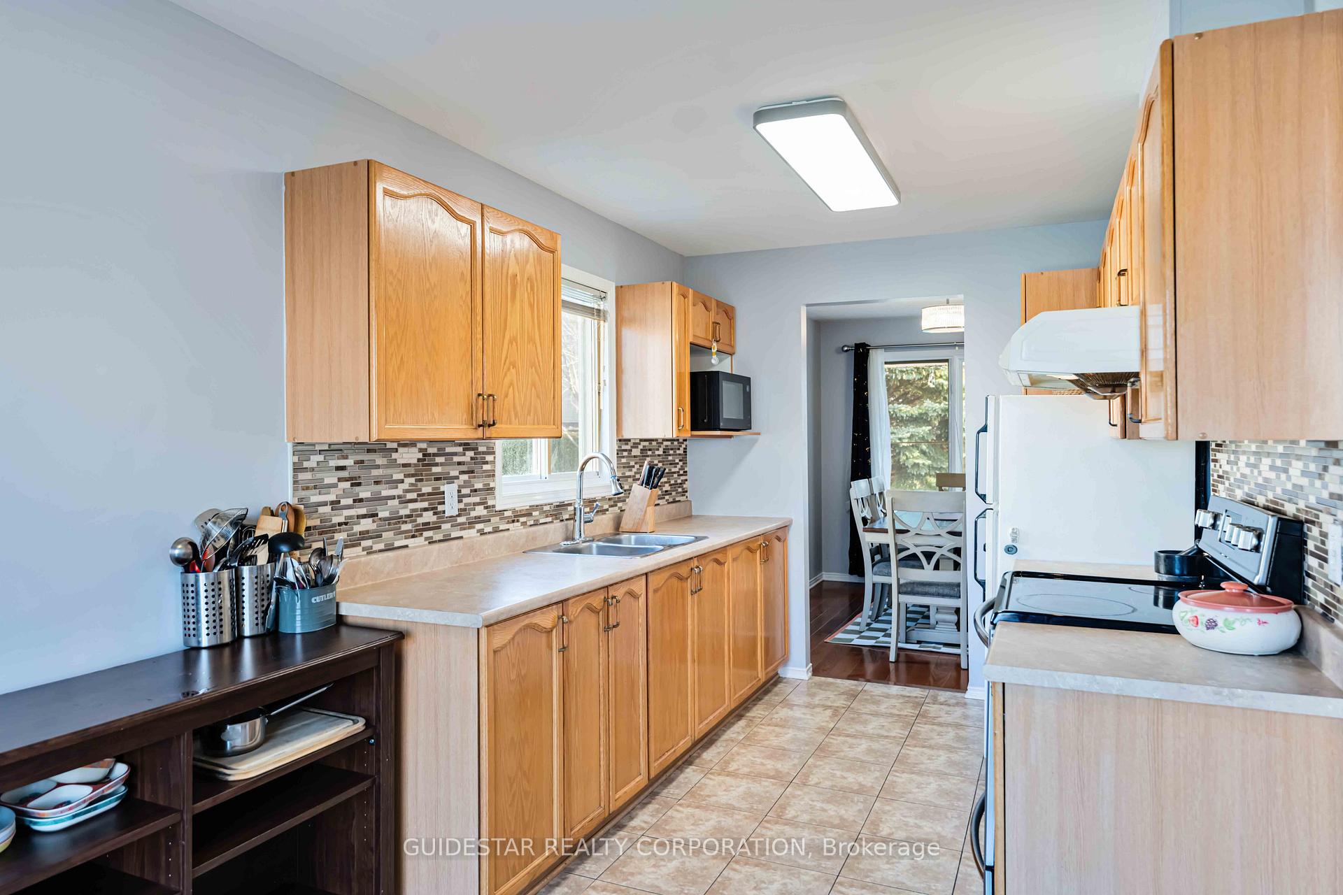 Photo 15 of 21 Shirley's Brook Drive, Ottawa, Kanata - Morgan's Grant/South March — HOMEH