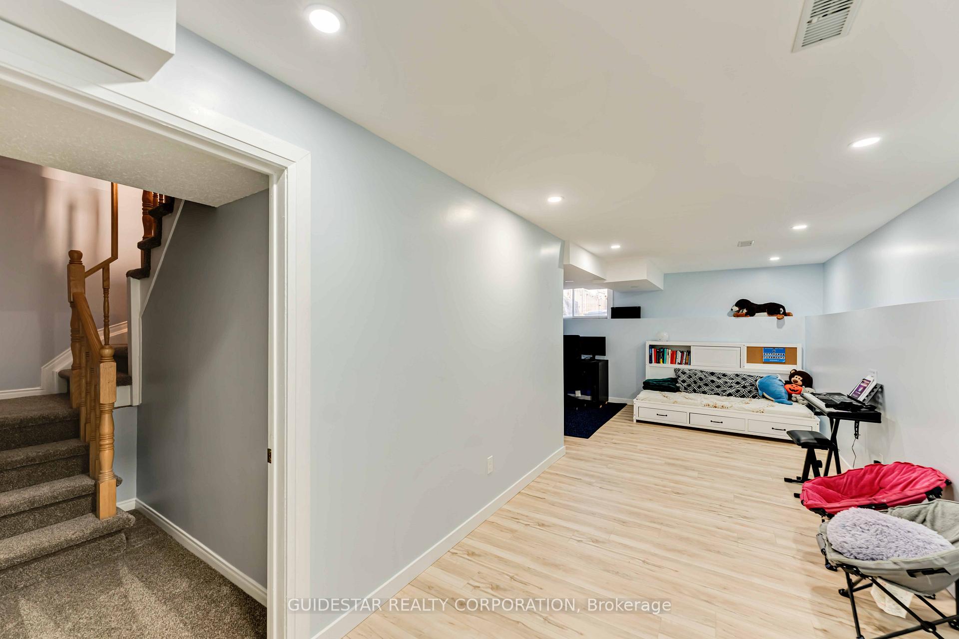 Photo 27 of 21 Shirley's Brook Drive, Ottawa, Kanata - Morgan's Grant/South March — HOMEH