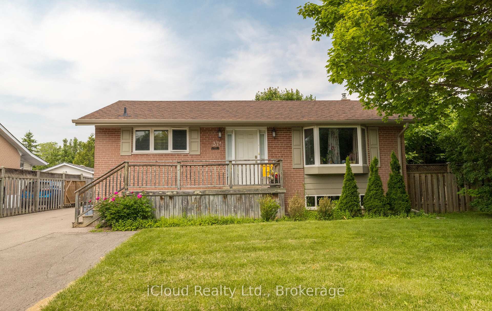 Photo 2 of 371 Meadowbrook Drive, Milton, Old Milton — HOMEH