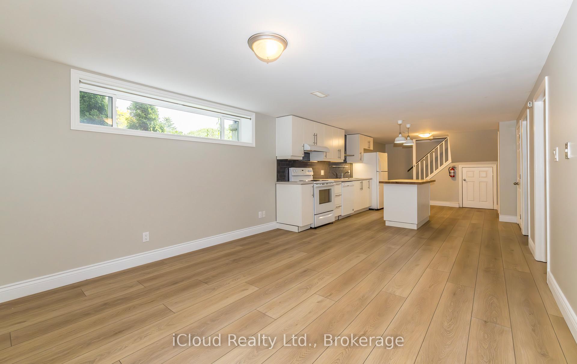 Photo 11 of 371 Meadowbrook Drive, Milton, Old Milton — HOMEH