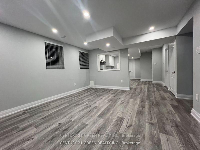 Photo 4 of Unit Bsmt, 404 Izumi Gate, Milton, Ford — HOMEH