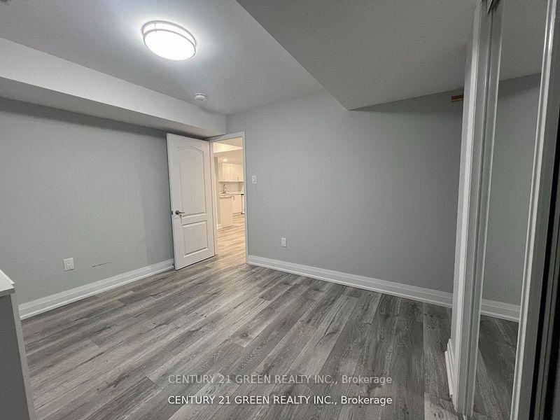 Photo 7 of Unit Bsmt, 404 Izumi Gate, Milton, Ford — HOMEH