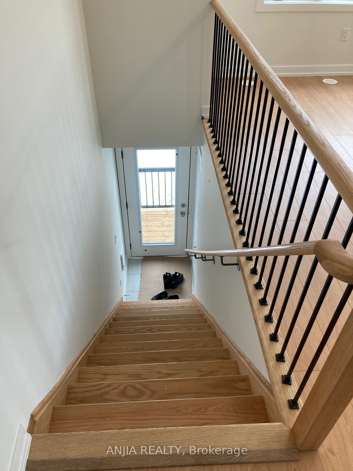 Photo 3 of 62 Rustle Woods Avenue, Markham, Cornell — HOMEH