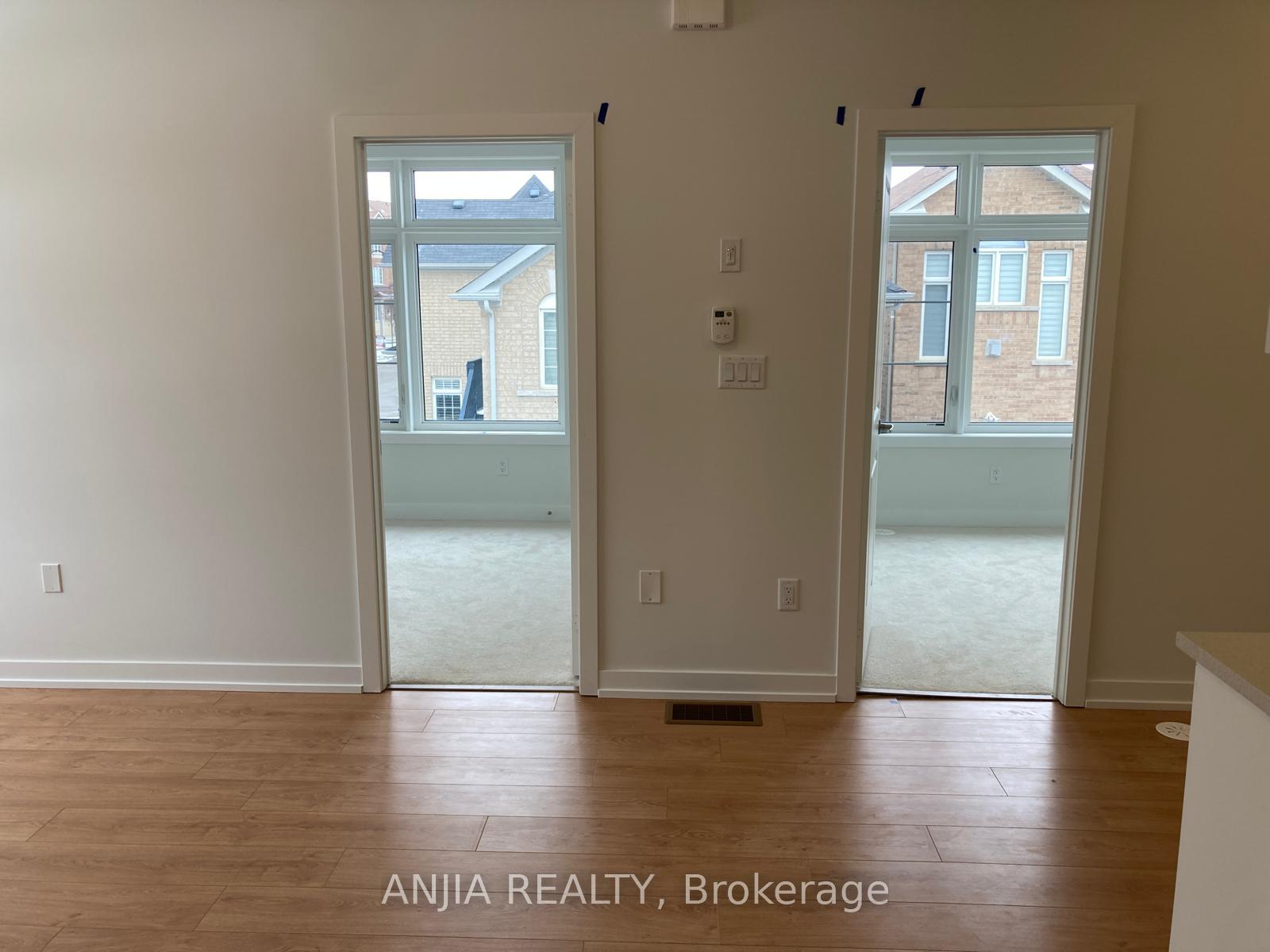 Photo 10 of 62 Rustle Woods Avenue, Markham, Cornell — HOMEH
