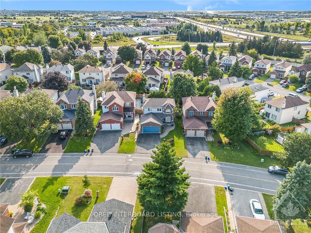 Photo 10 of 228 Mcgibbon Drive, Ottawa, Kanata - Katimavik — HOMEH