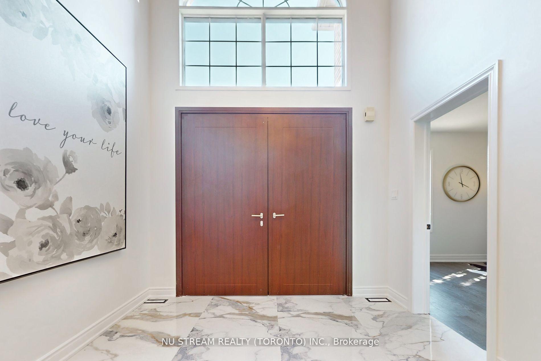 Photo 3 of 107 Golden Tulip Crescent, Markham, Cachet — HOMEH