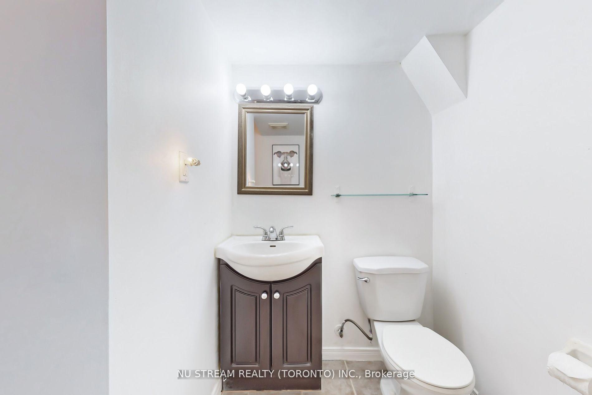 Photo 28 of 107 Golden Tulip Crescent, Markham, Cachet — HOMEH