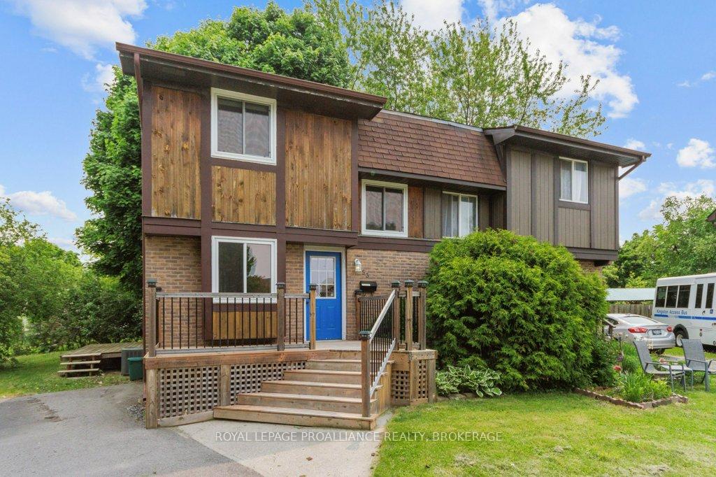 Front of 153 Wycliffe Crescent