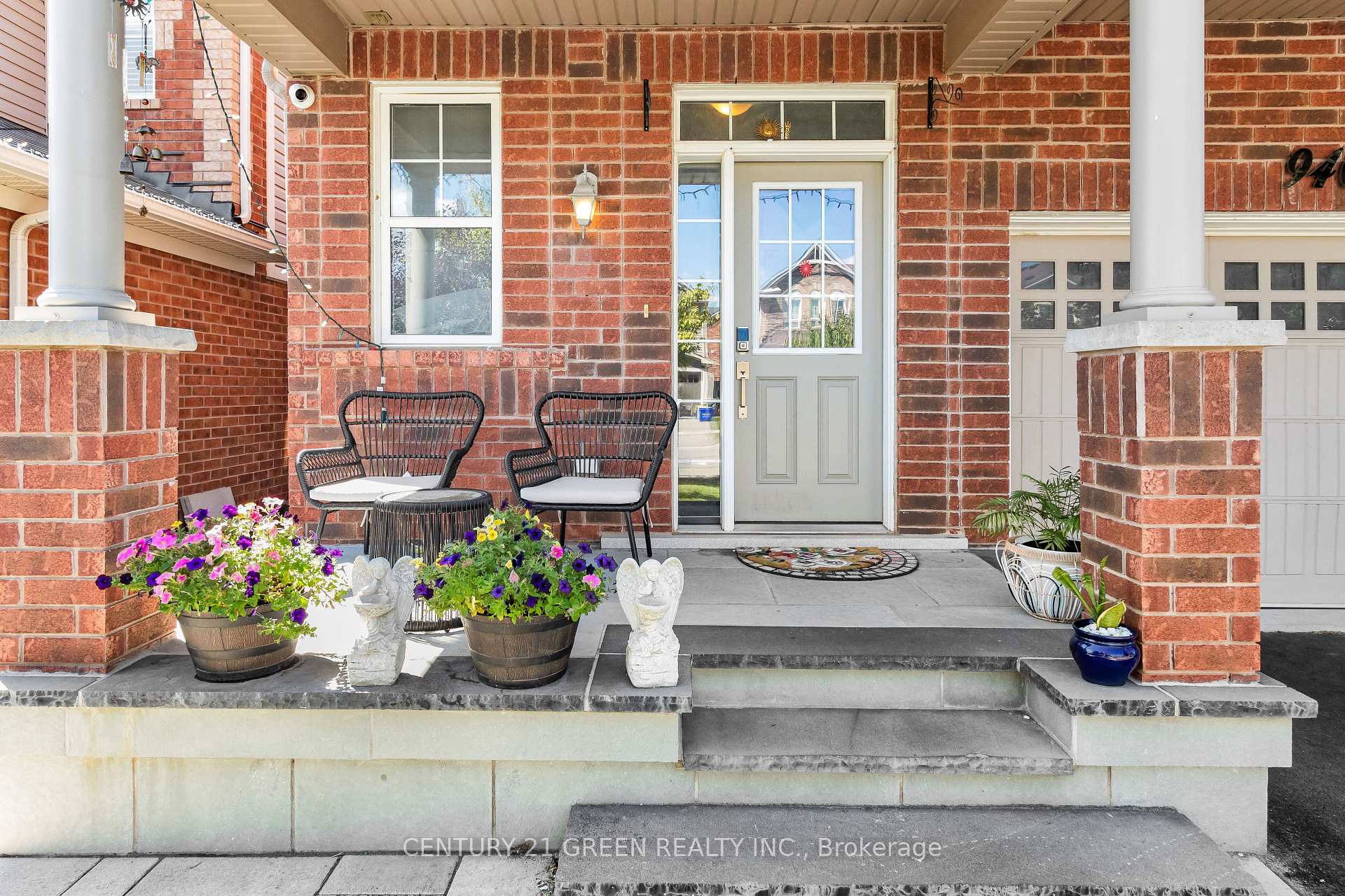 Photo 4 of 940 Dice Way, Milton, Willmott — HOMEH