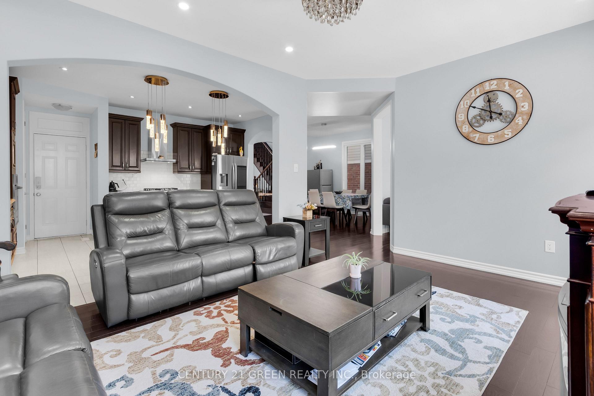Photo 6 of 940 Dice Way, Milton, Willmott — HOMEH