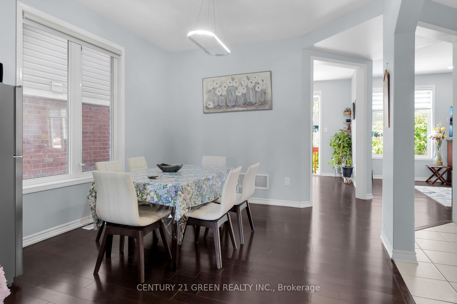 Photo 8 of 940 Dice Way, Milton, Willmott — HOMEH