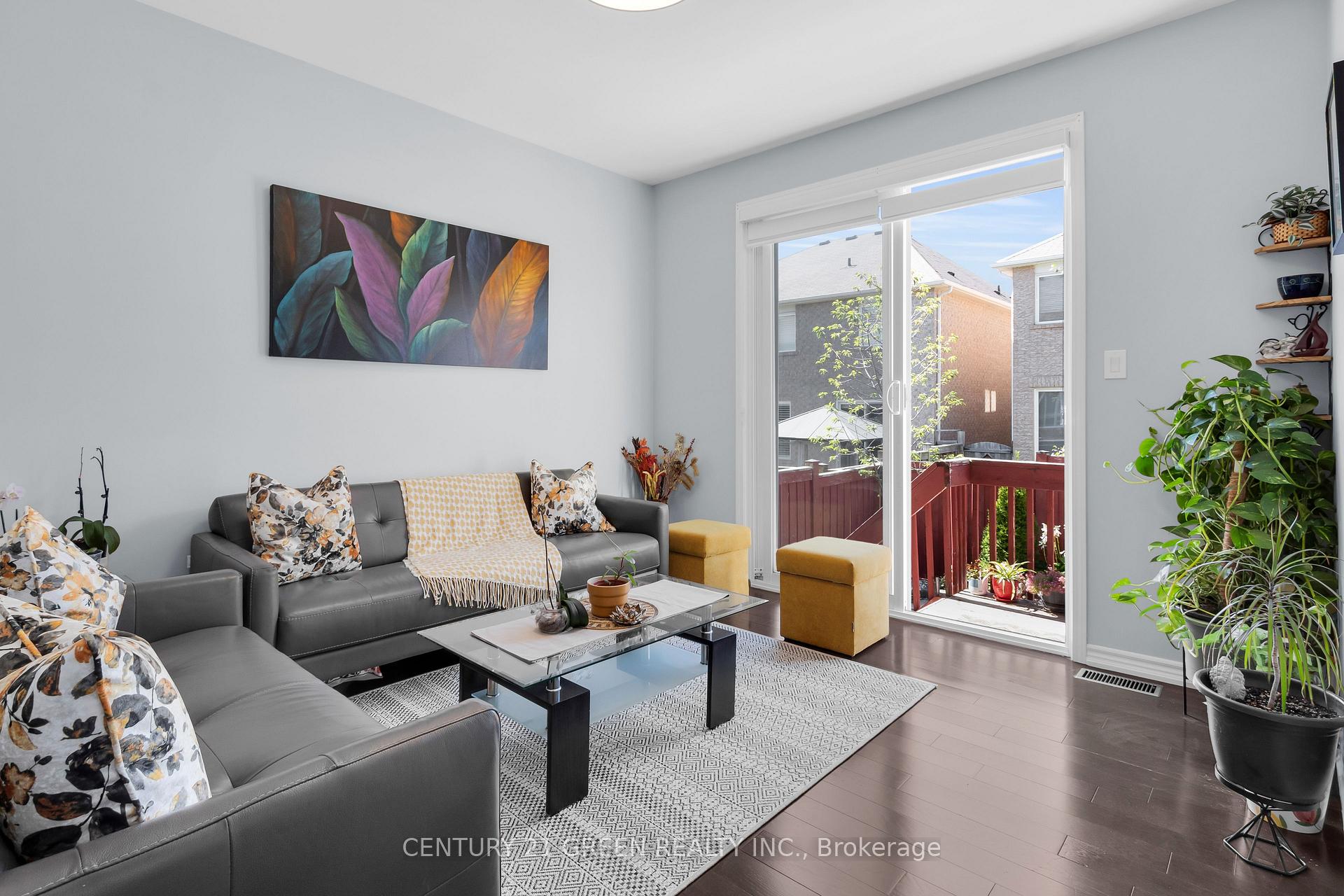 Photo 9 of 940 Dice Way, Milton, Willmott — HOMEH