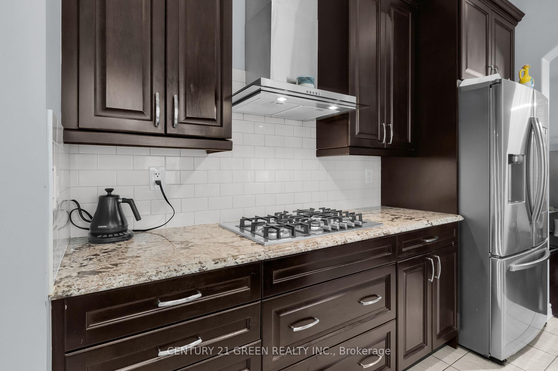 Photo 12 of 940 Dice Way, Milton, Willmott — HOMEH