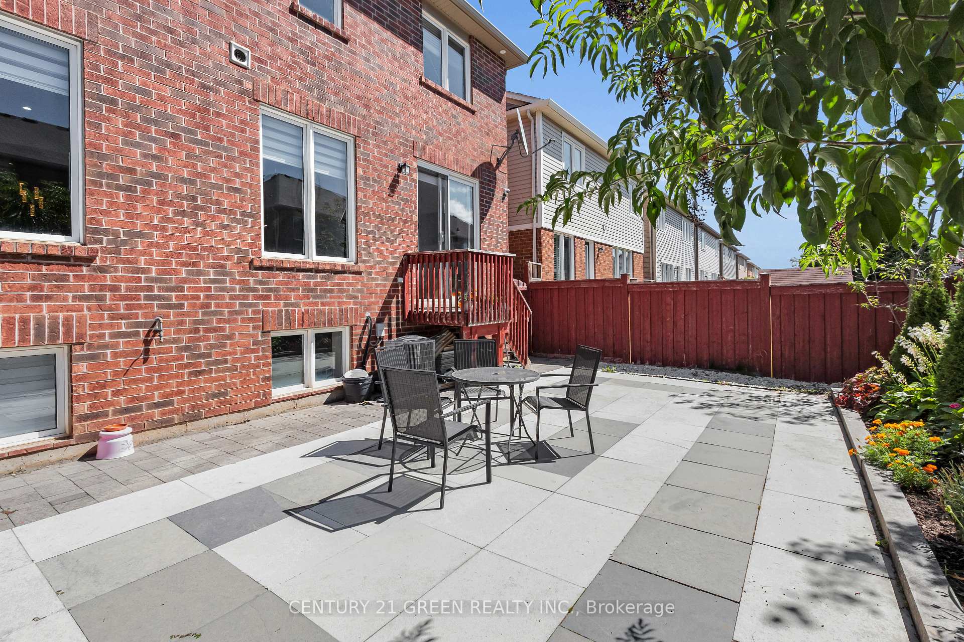 Photo 41 of 940 Dice Way, Milton, Willmott — HOMEH