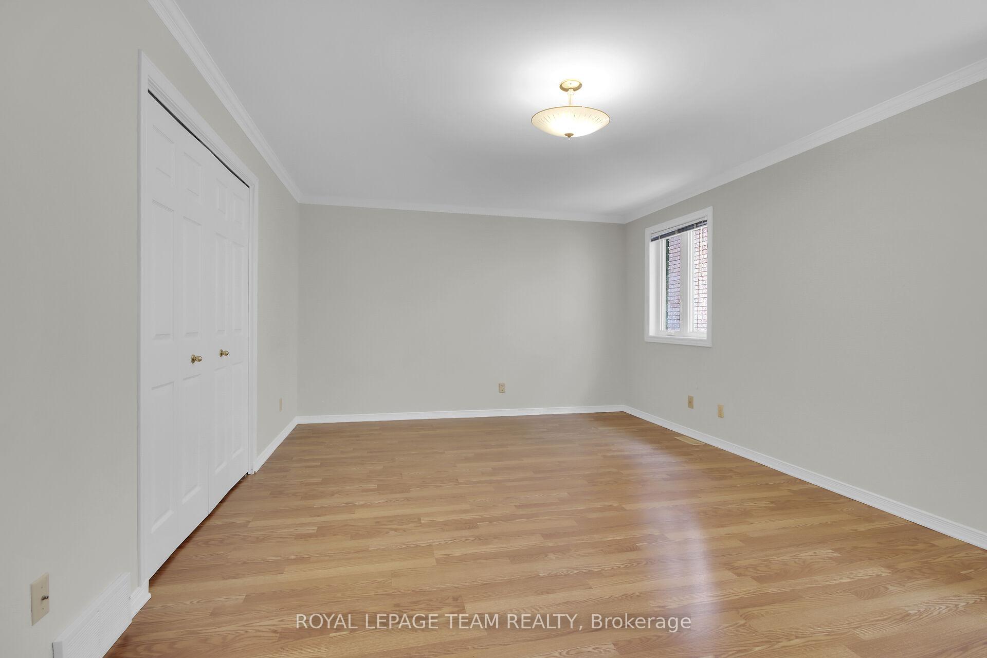 Photo 19 of 127 Palomino Drive, Ottawa, Kanata - Bridlewood — HOMEH