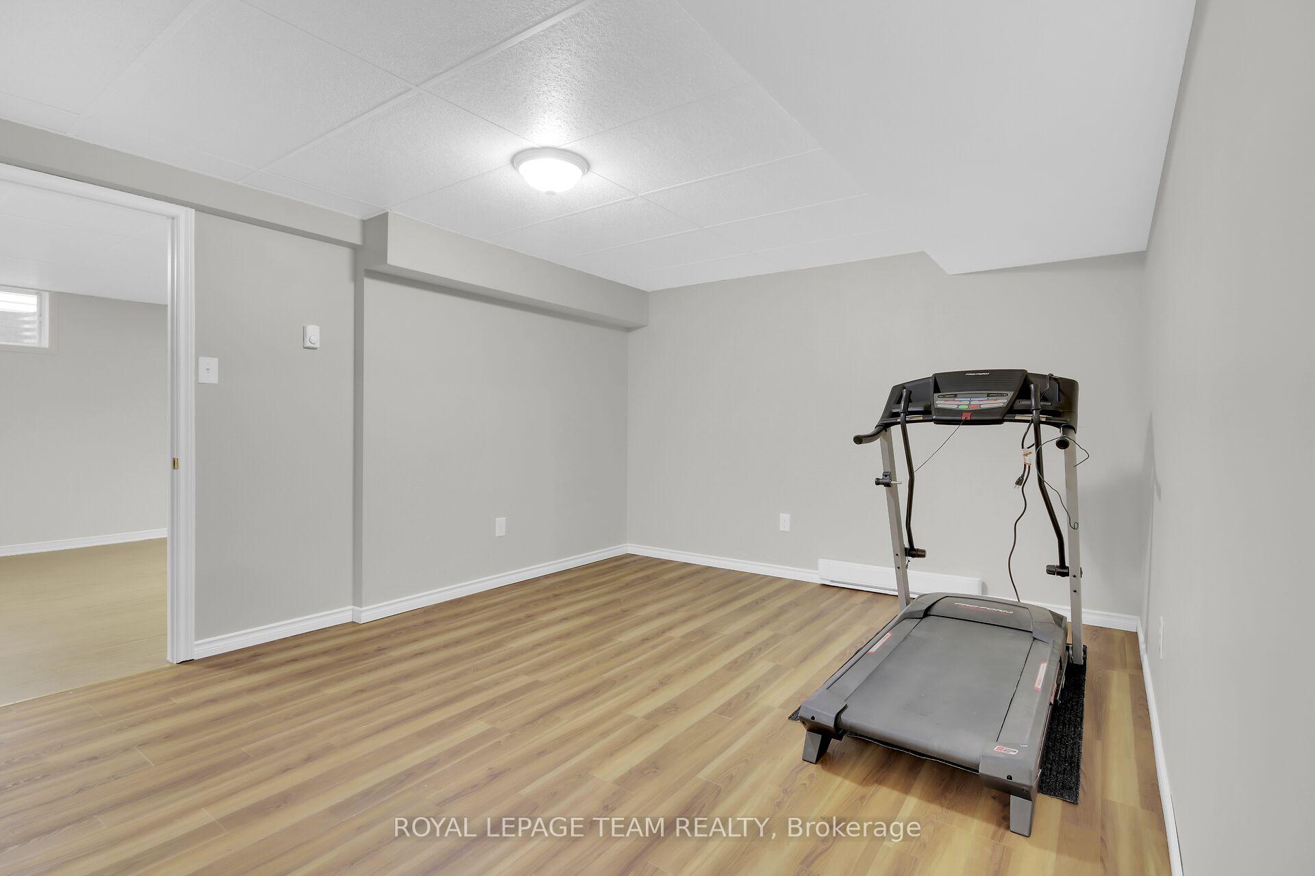 Photo 21 of 127 Palomino Drive, Ottawa, Kanata - Bridlewood — HOMEH