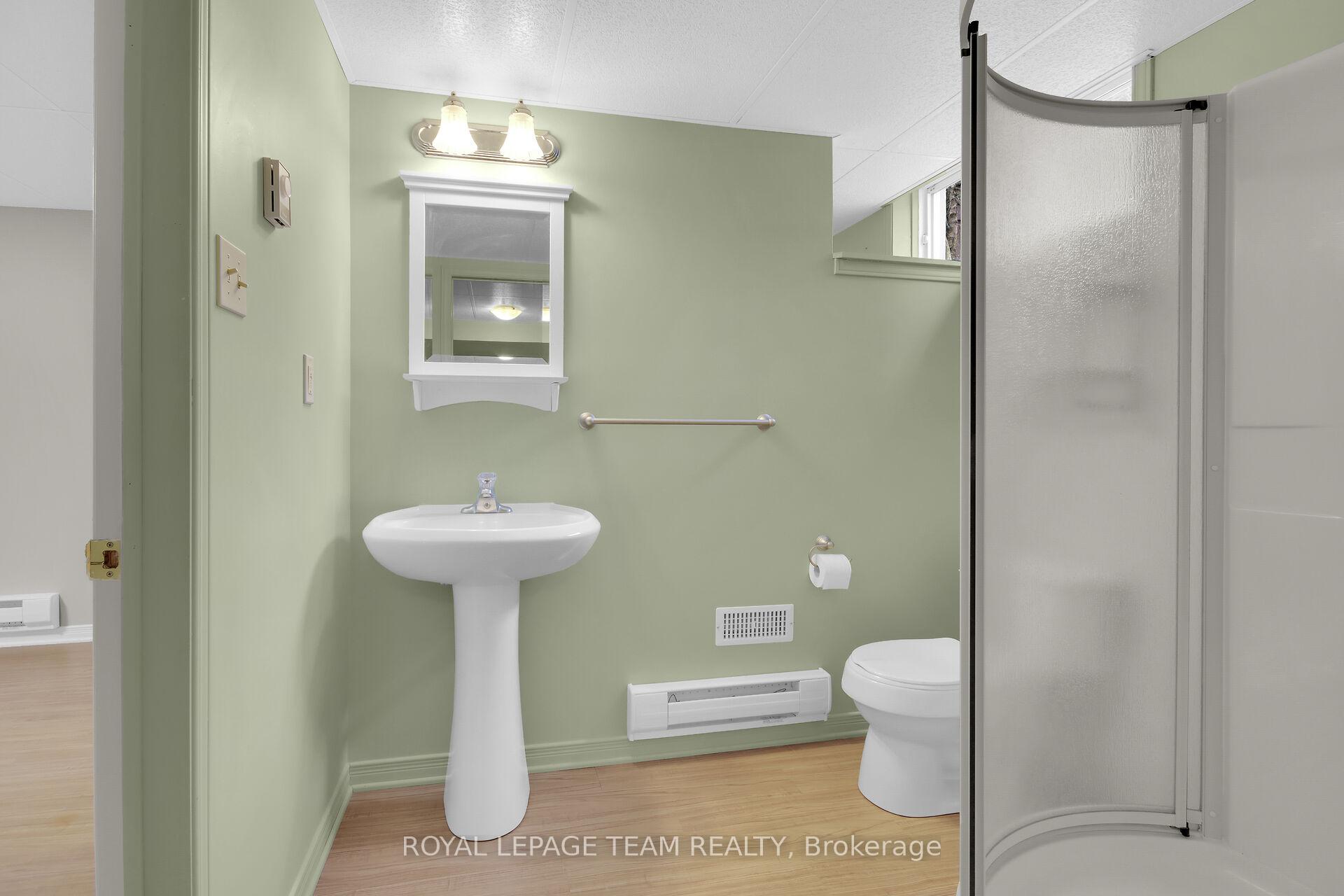 Photo 24 of 127 Palomino Drive, Ottawa, Kanata - Bridlewood — HOMEH