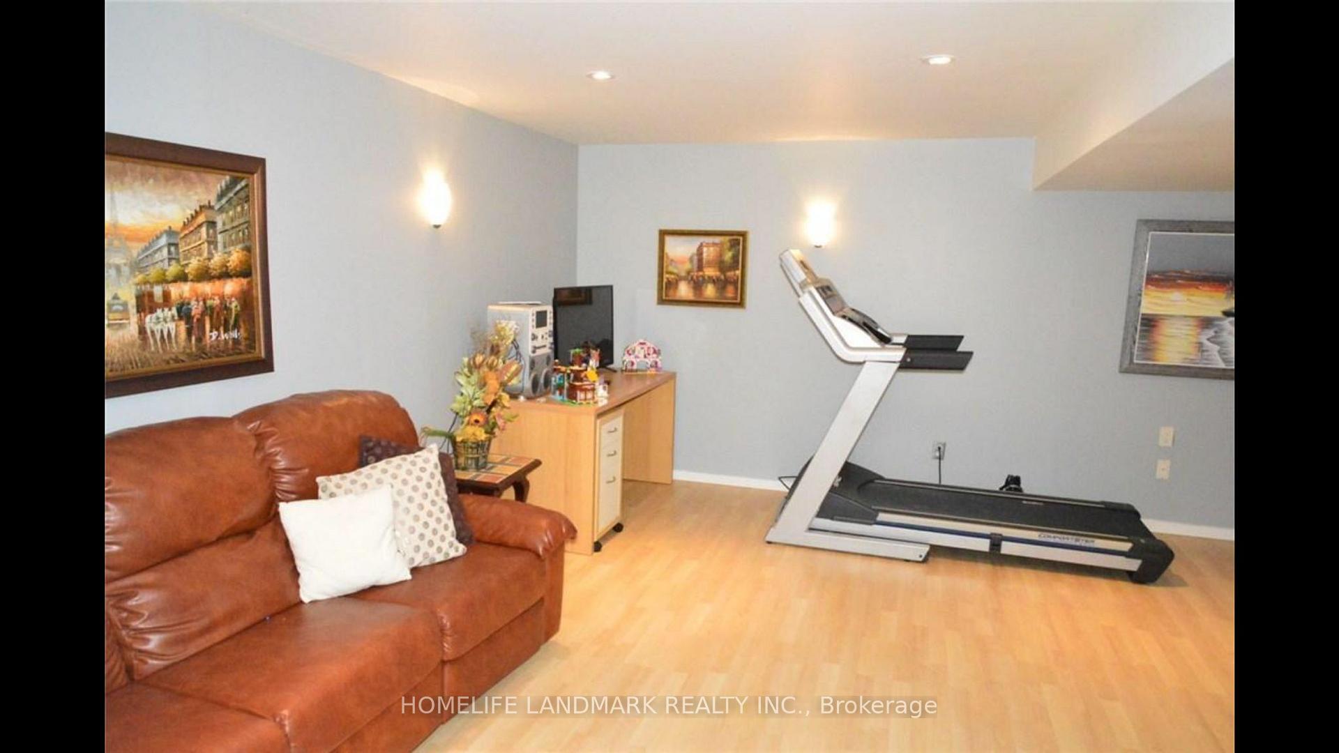Photo 2 of Unit (Lower), 147 Cove Crescent, Hamilton, Lakeshore — HOMEH