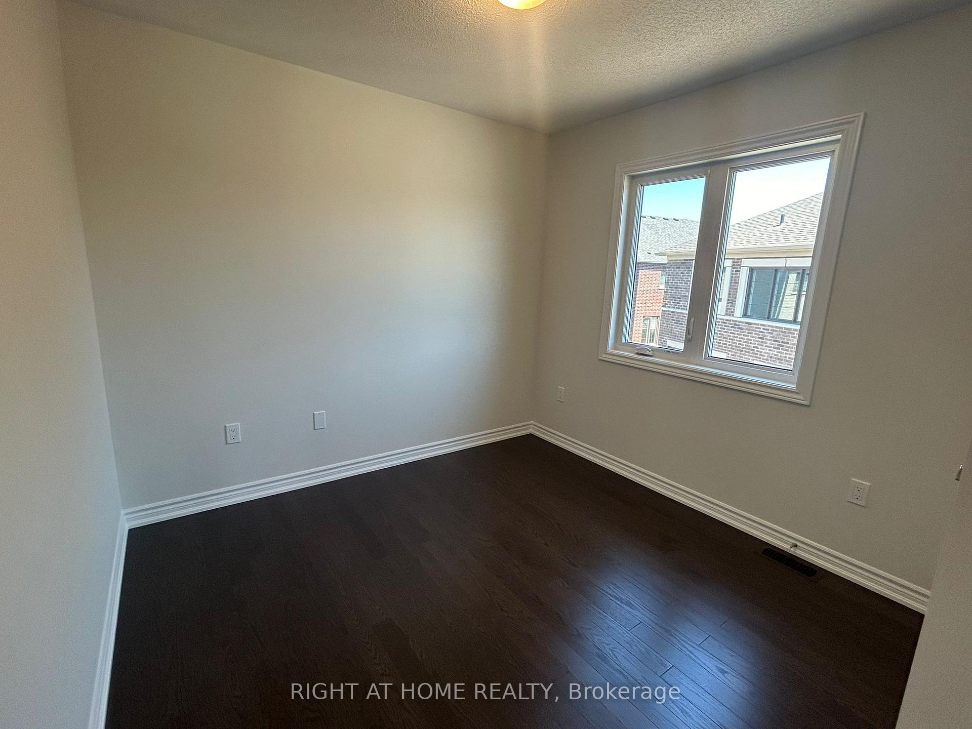 Photo 7 of 463 Celandine Terrace, Milton, Walker — HOMEH