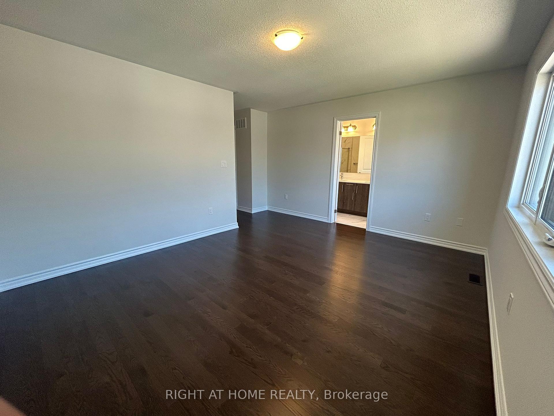 Photo 20 of 463 Celandine Terrace, Milton, Walker — HOMEH