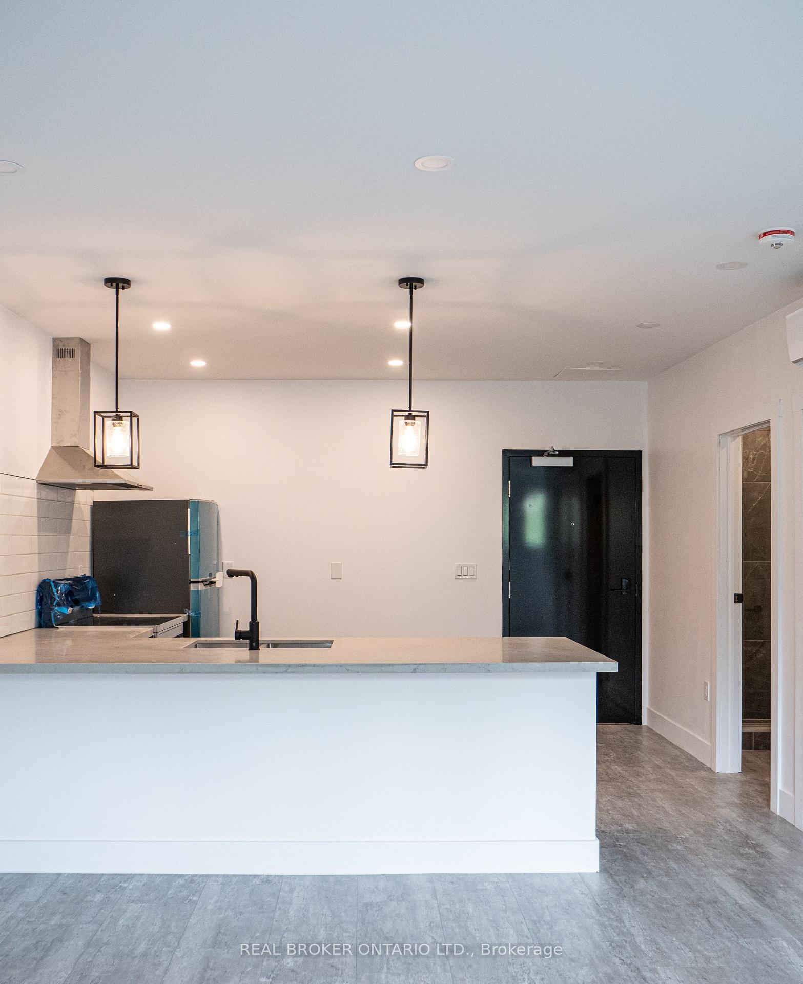 Photo 8 of Unit 5, 284 James Street N, Hamilton, Beasley — HOMEH