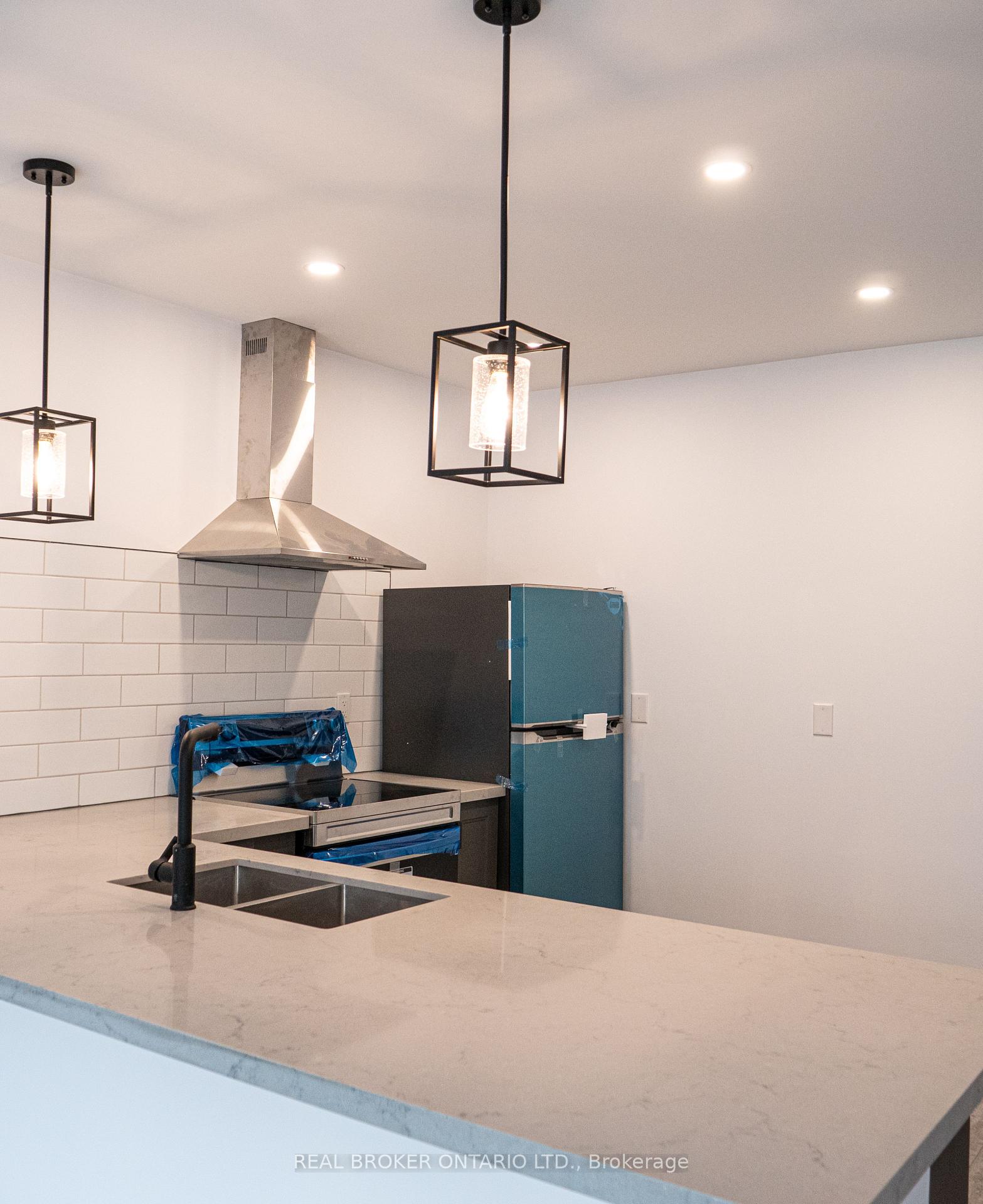 Photo 9 of Unit 5, 284 James Street N, Hamilton, Beasley — HOMEH