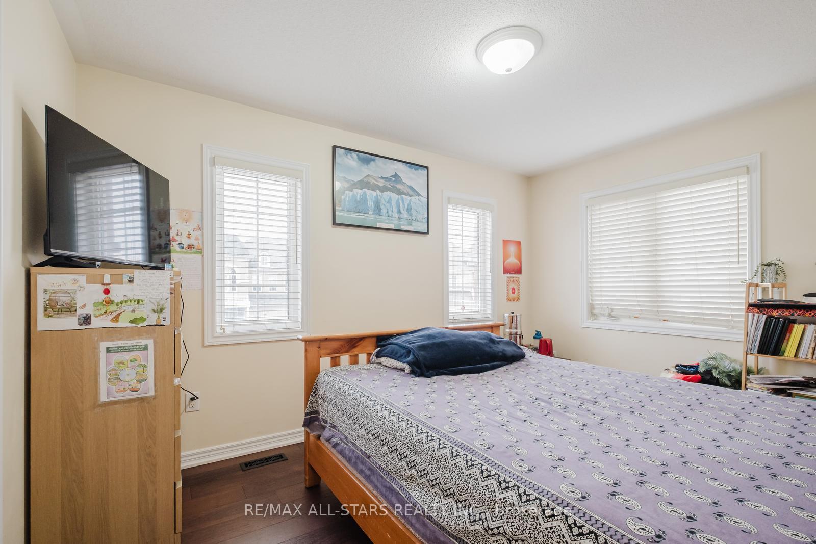 Photo 25 of 39 Haskett Drive, Markham, Box Grove — HOMEH