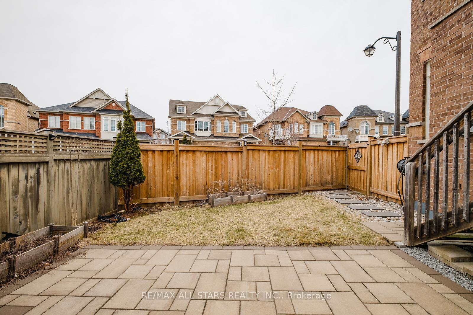 Photo 32 of 39 Haskett Drive, Markham, Box Grove — HOMEH