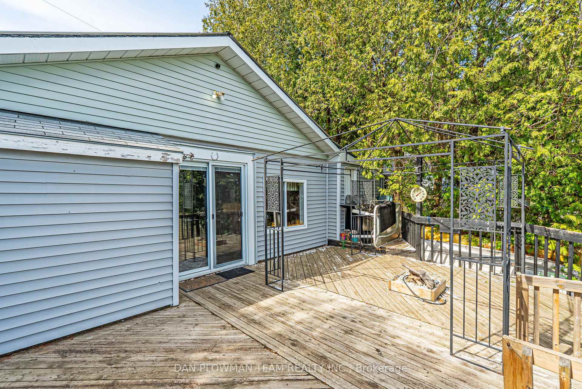 Photo 26 of 32 Beach Road, Kawartha Lakes, Little Britain — HOMEH