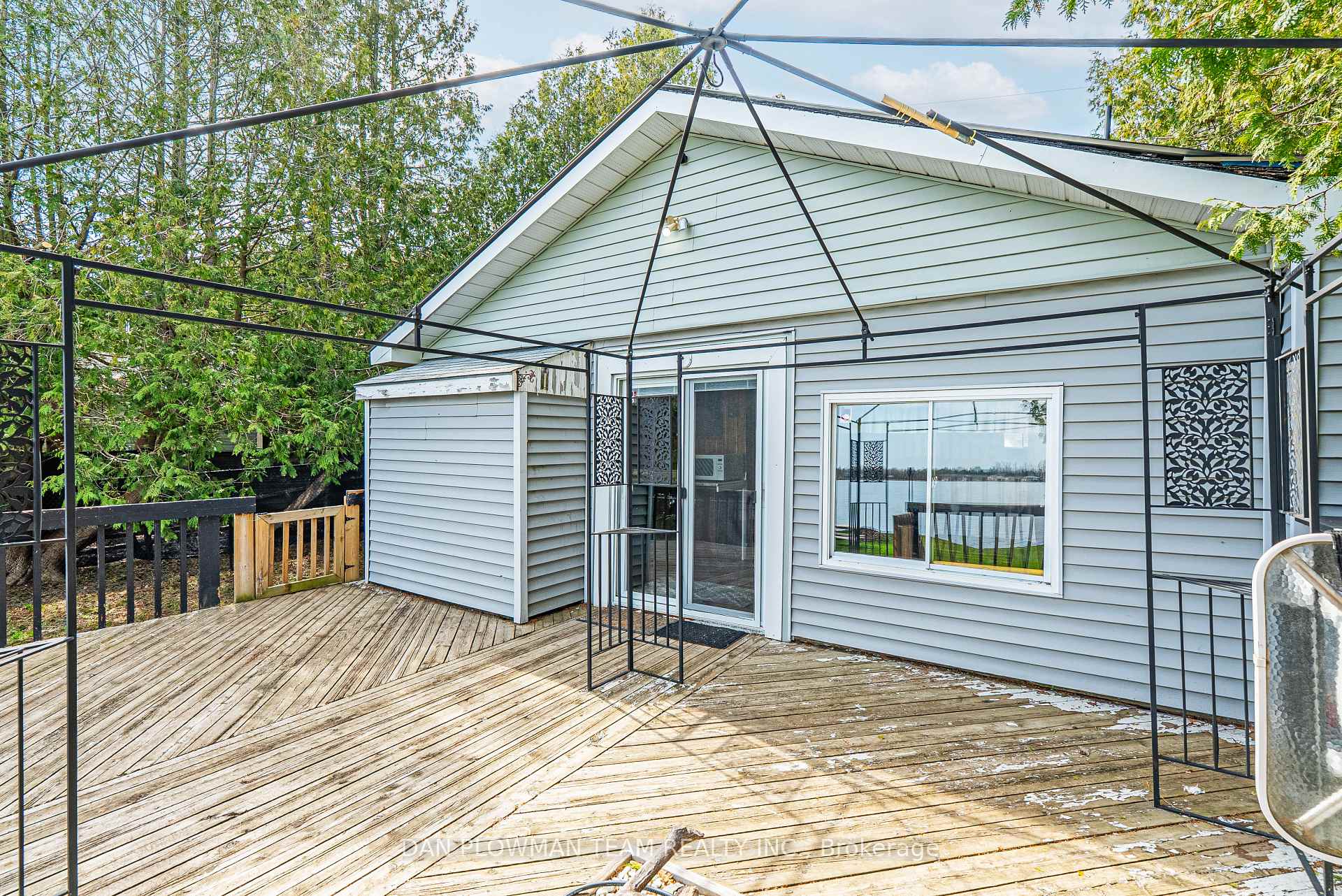 Photo 28 of 32 Beach Road, Kawartha Lakes, Little Britain — HOMEH