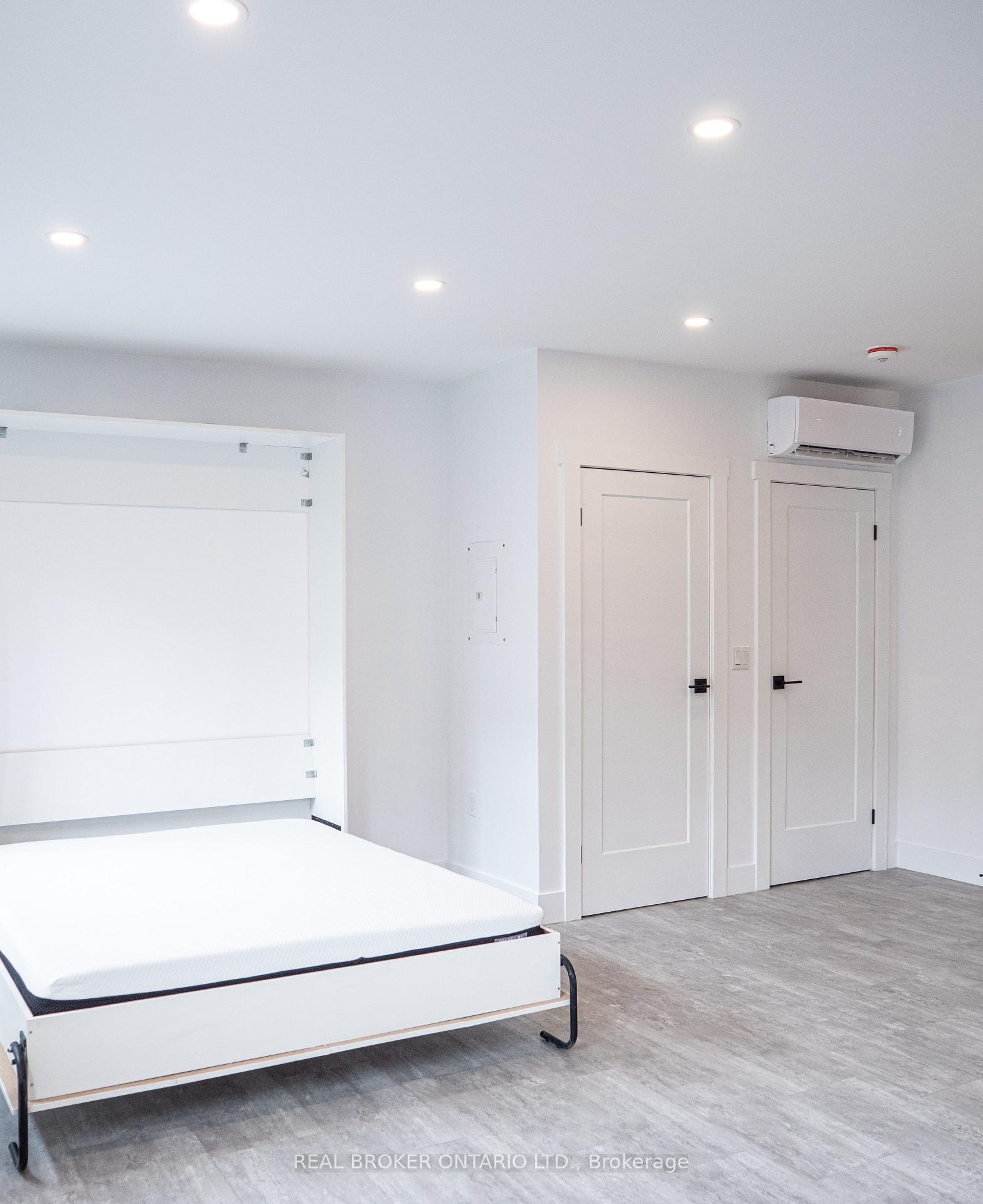 Photo 4 of Unit 4, 284 James Street N, Hamilton, Beasley — HOMEH
